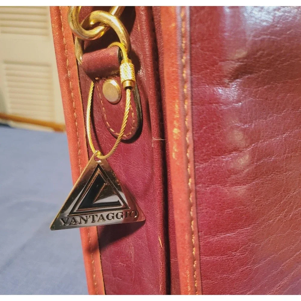 Cognac Brown Leather Briefcase‎ Lap Top Case Dbl Handle Shoulder Strap Vantaggio